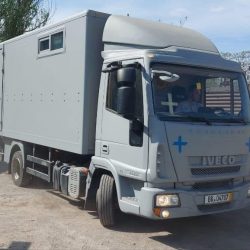 Пересувний стоматологічний кабінет “Victoria Secret”